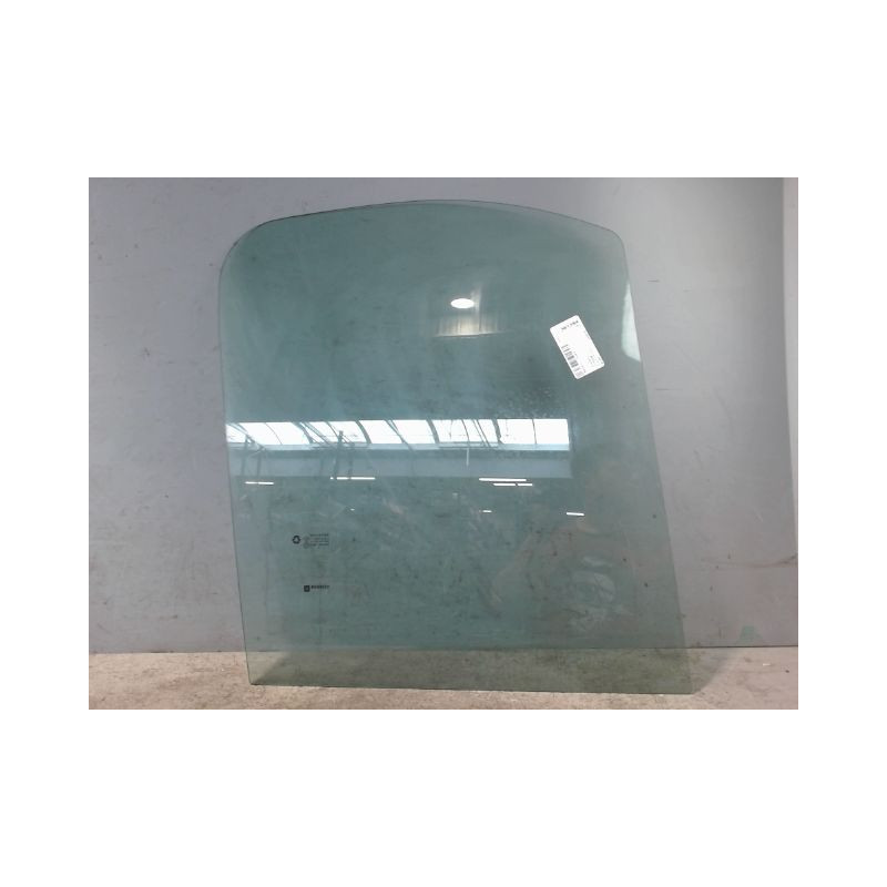 GLACE PORTE AVD RENAULT TRAFIC