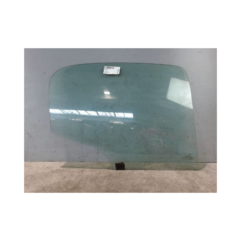 GLACE PORTE ARD PEUGEOT 206 5P
