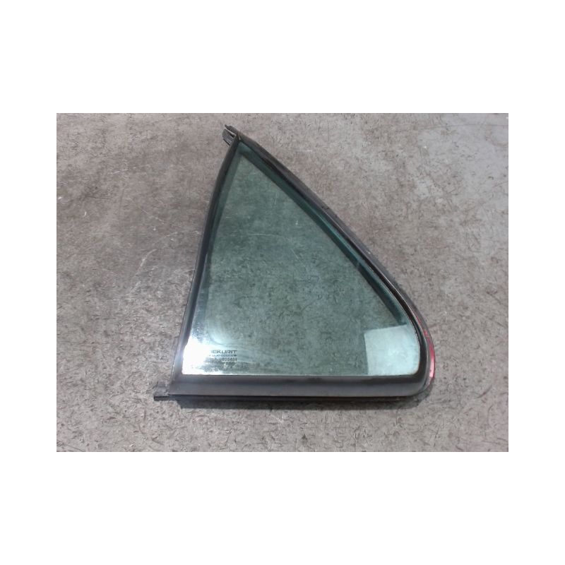 GLACE FIXE PORTE ARG CITROEN SAXO -99