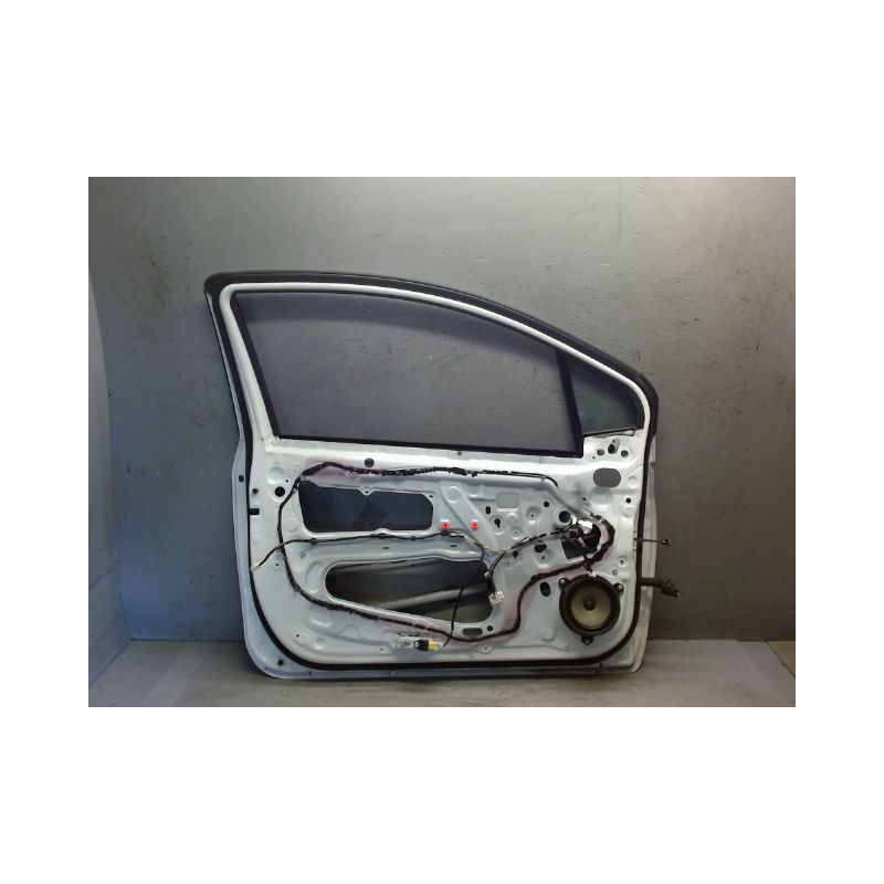 PORTE AVANT GAUCHE TOYOTA YARIS