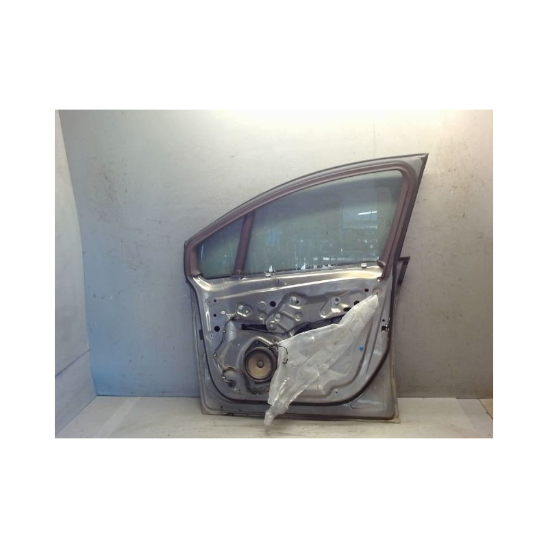 PORTE AVANT DROIT OPEL MERIVA