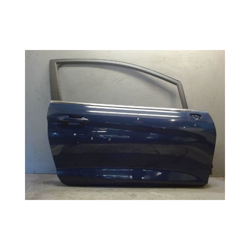 PORTE AVANT DROIT FORD FIESTA