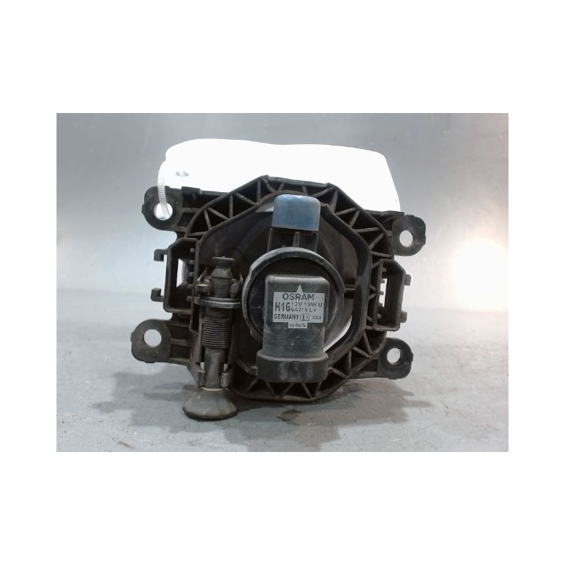 PHARE ANTIBROUILLARD AVANT DROIT RENAULT MEGANE