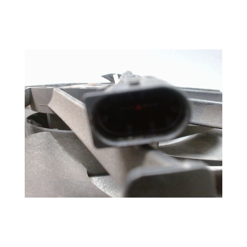 MOTEUR VENTILATEUR RADIATEUR PEUGEOT 206