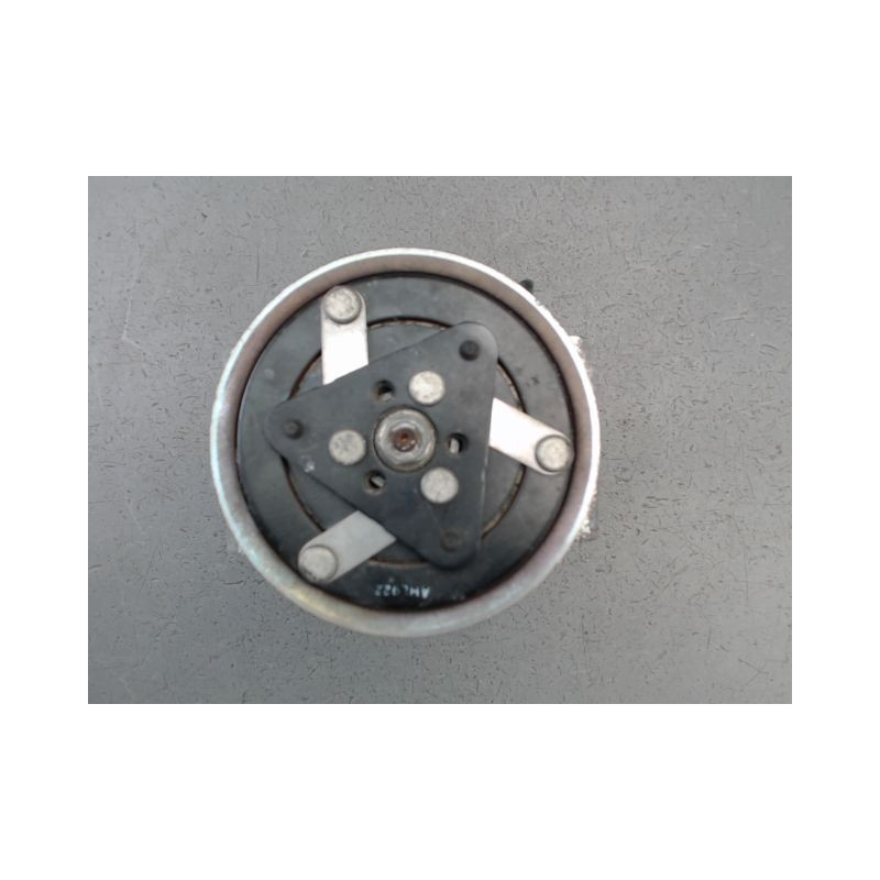 COMPRESSEUR AIR CONDITIONNE PEUGEOT 207
