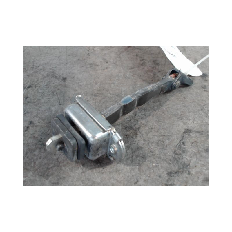 TIRANT PORTE AVANT DROIT TOYOTA AURIS 2010-