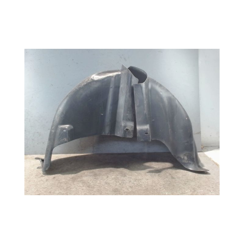 PARE-BOUE ARRIERE DROIT VOLKSWAGEN POLO 2005-
