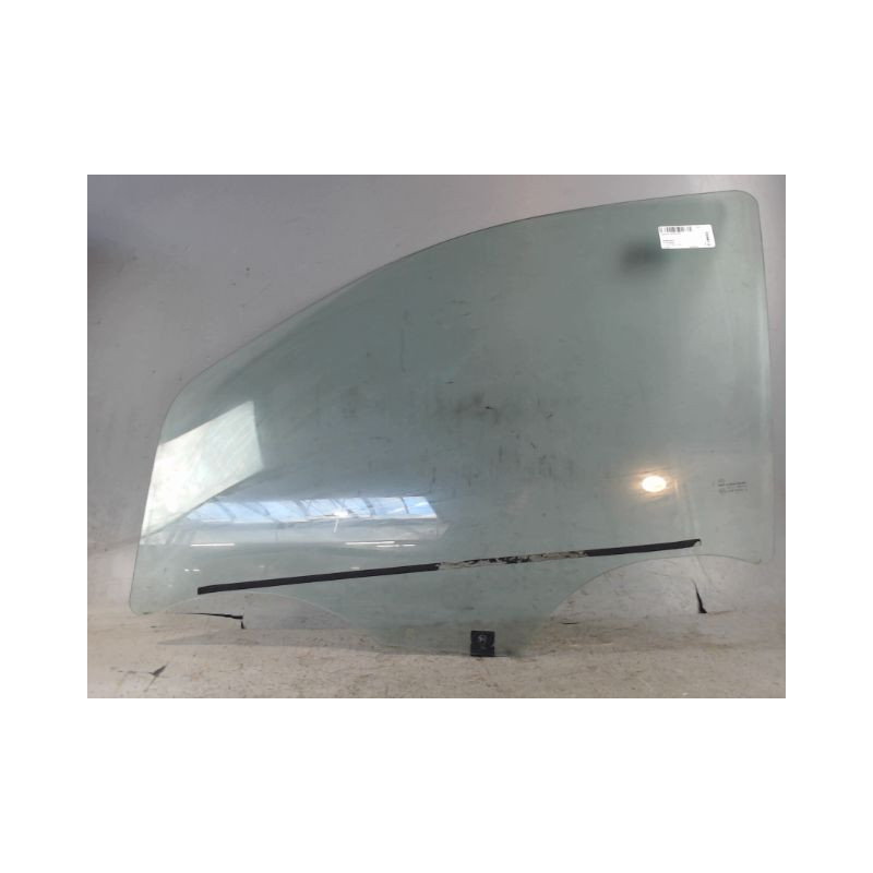 GLACE PORTE AVG DACIA DOKKER