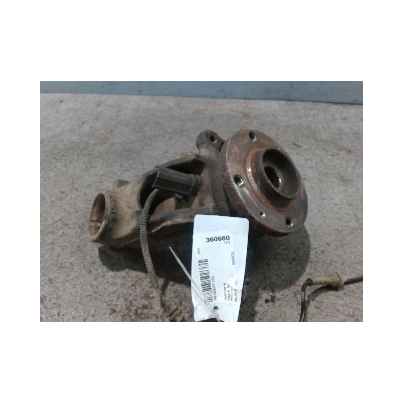 PIVOT AVANT DROIT PEUGEOT 208