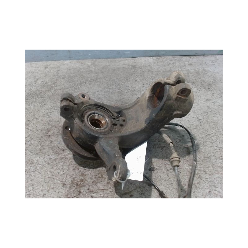 PIVOT AVANT DROIT PEUGEOT 208