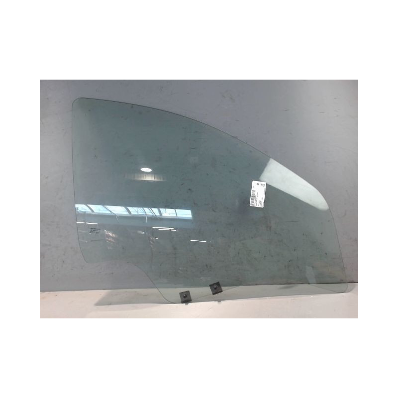 GLACE PORTE AVD DACIA SANDERO 2008-