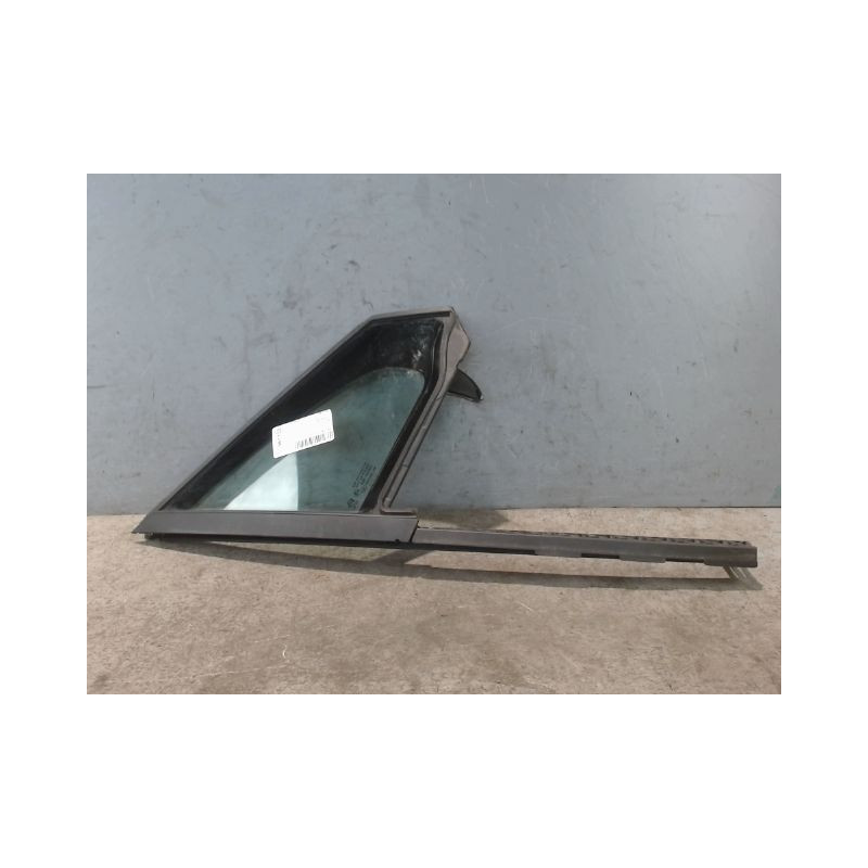 GLACE FIXE PORTE AVD PEUGEOT 208