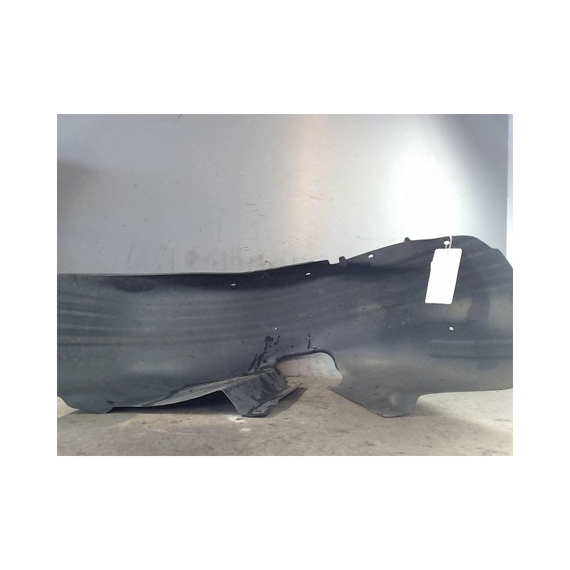 PARE-BOUE ARRIERE GAUCHE VOLKSWAGEN POLO 2005-