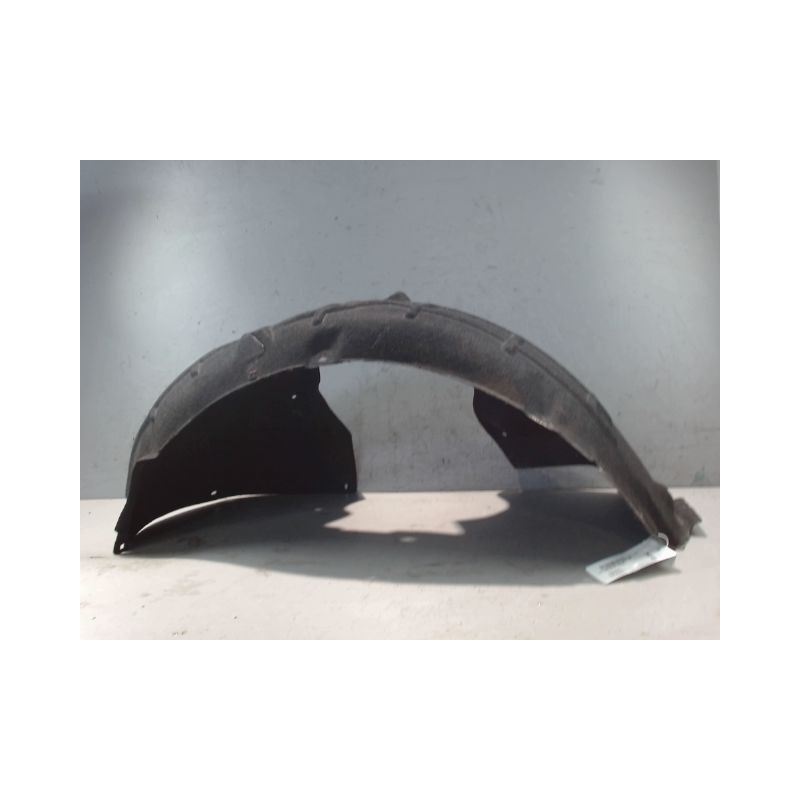 PARE-BOUE AVANT GAUCHE SKODA OCTAVIA 2000-