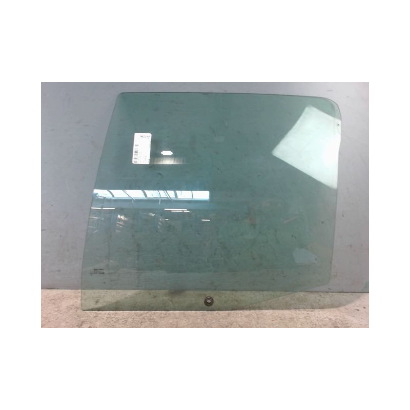 GLACE FIXE PORTE ARG CITROEN SAXO 99-