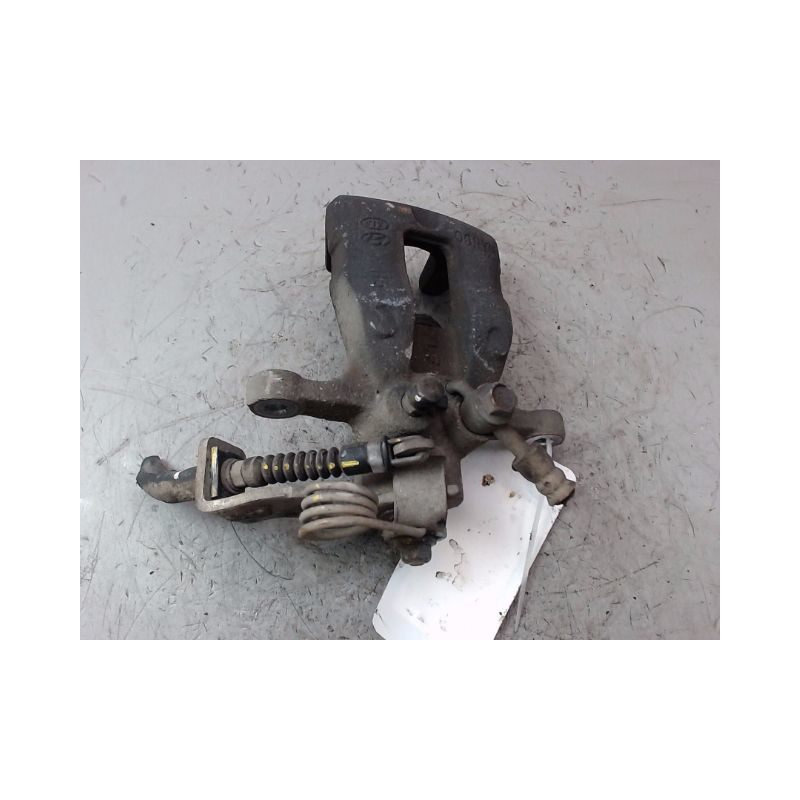 ETRIER DE FREIN ARRIERE DROIT HYUNDAI I 20 2009-