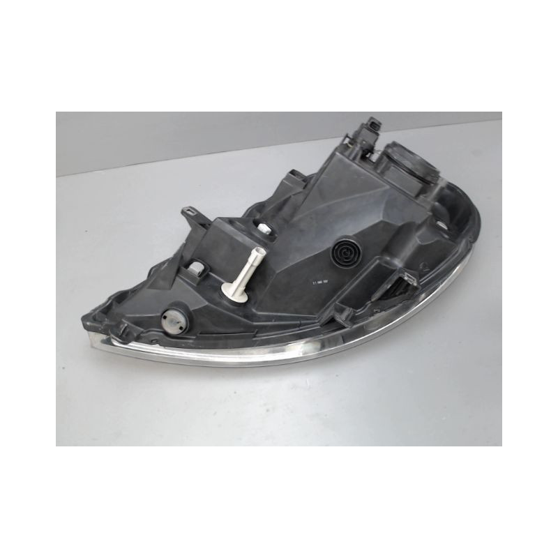 PHARE DROIT OPEL VIVARO