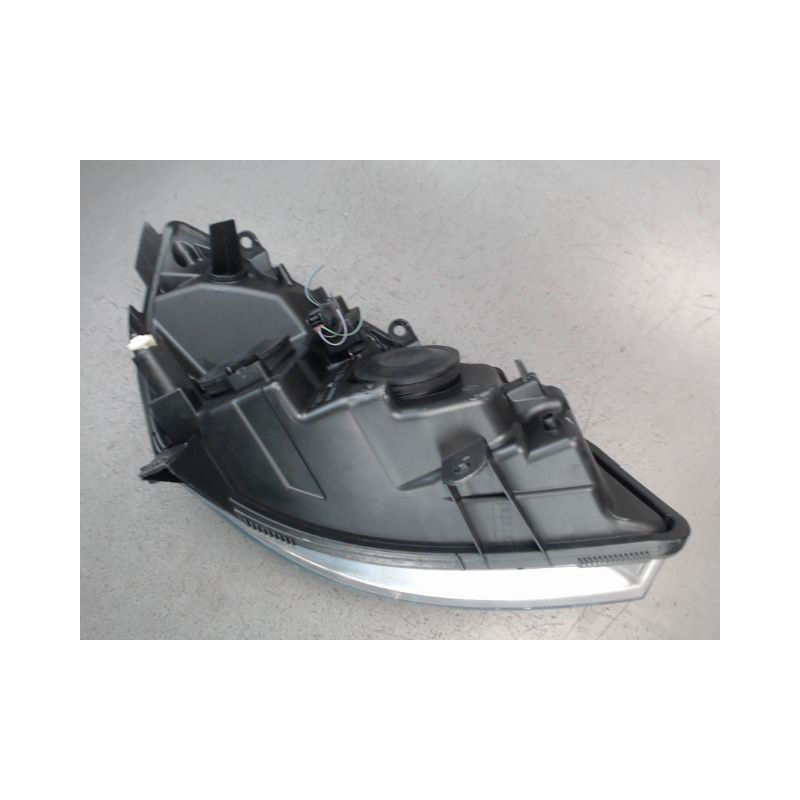 PHARE GAUCHE RENAULT MEGANE