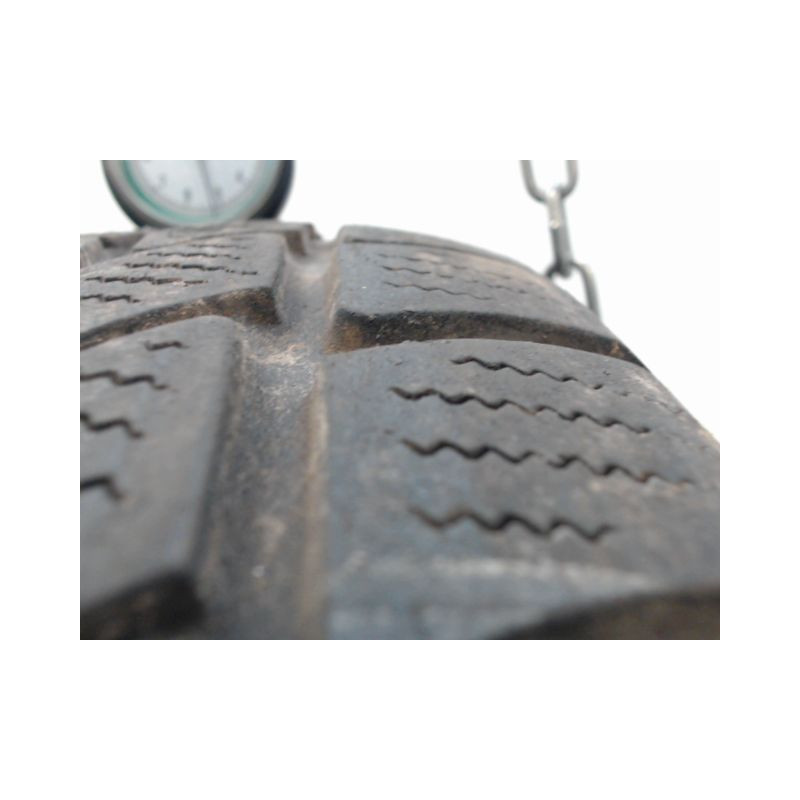 Pneu CONTINENTAL WINTERCONTACT 215 60 17 96 H