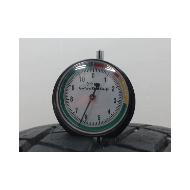 Pneu MICHELIN LATITUDE CROSS 215 70 16 104 H