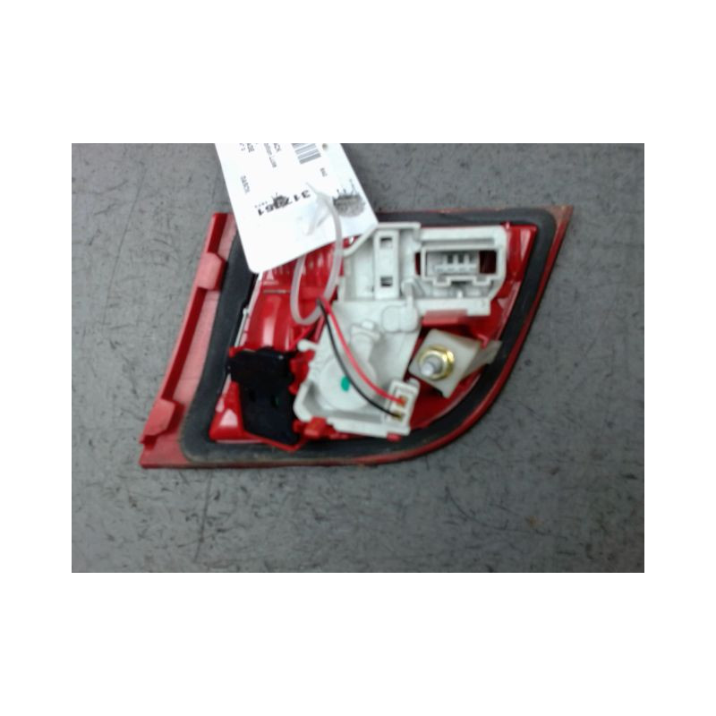 FEU ARRIERE INTERIEUR GAUCHE AUDI A3 SPORTBACK