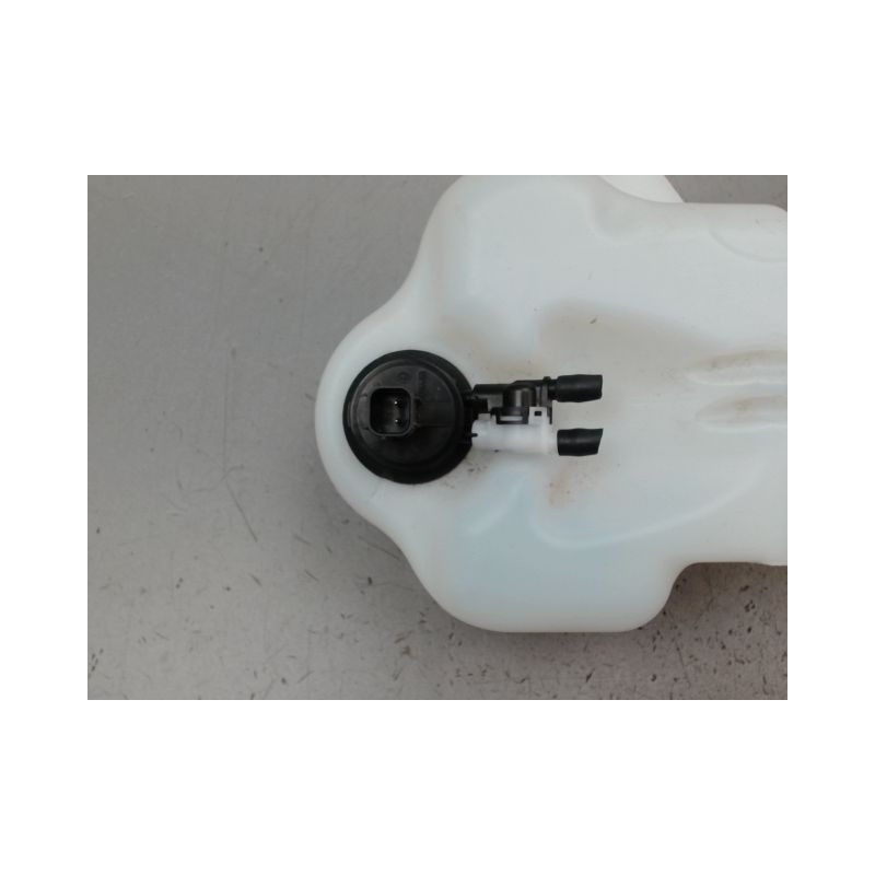 RESERVOIR LAVE-GLACE AVANT FORD FIESTA