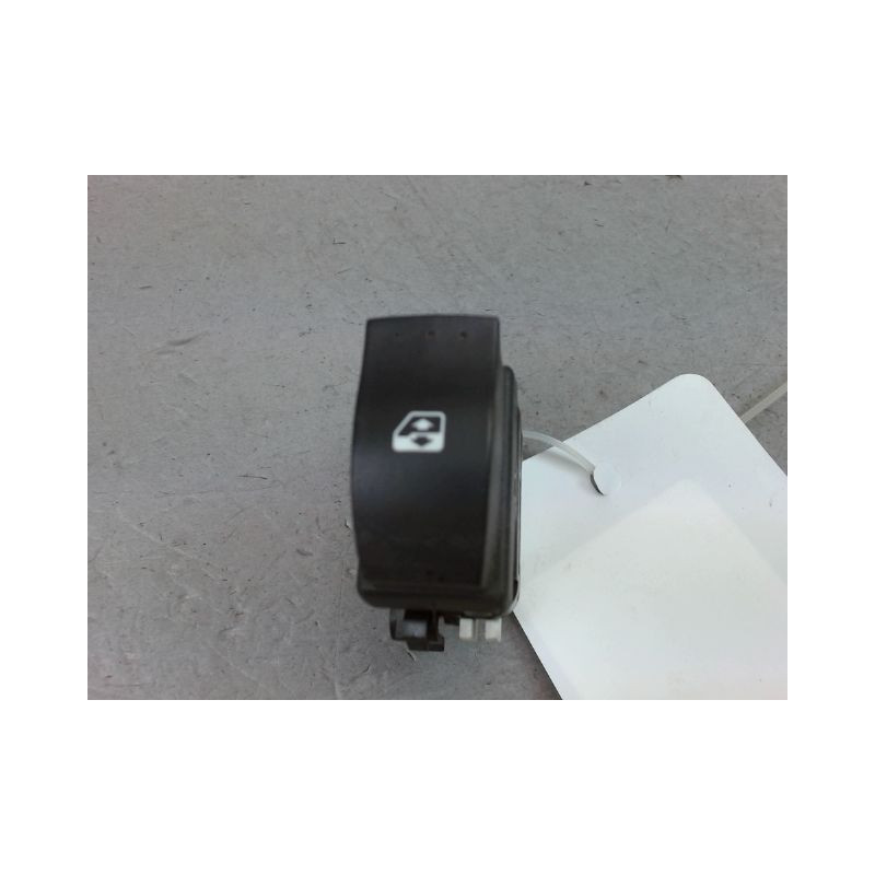 COMMANDE LEVE-GLACE PORTE AVD RENAULT CLIO CAMPUS II Phase 1 2006-2009