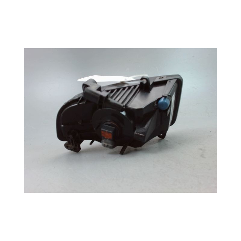 PHARE ANTIBROUILLARD AVANT GAUCHE AUDI A4 2008-