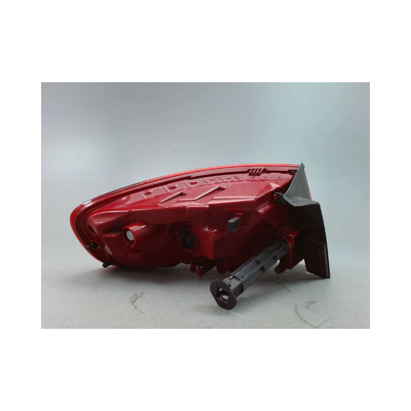 FEU ARRIERE DROIT AUDI A4 2008-
