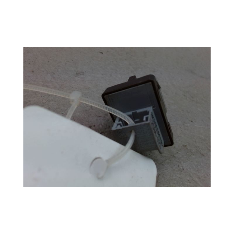 COMMANDE LEVE-GLACE PORTE ARD AUDI A4 2008-