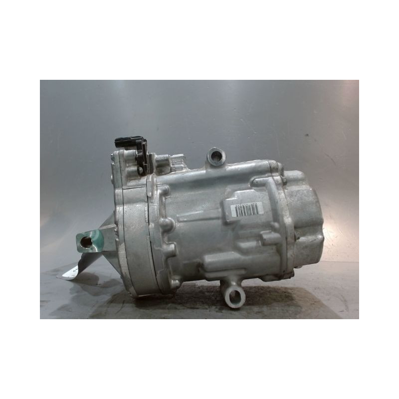 COMPRESSEUR AIR CONDITIONNE RENAULT CLIO