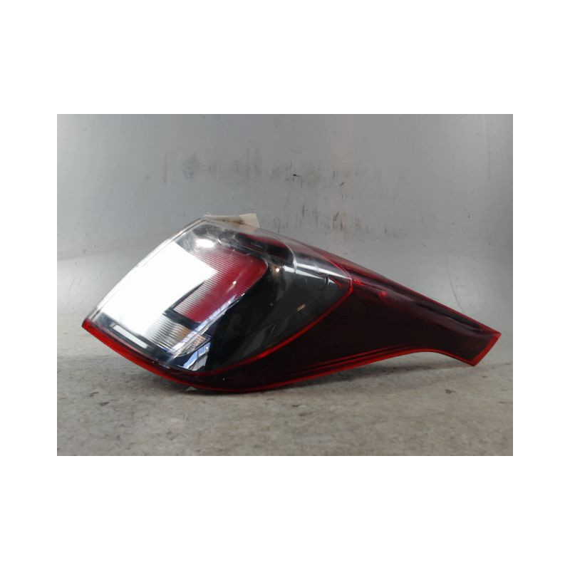 FEU ARRIERE DROIT OPEL CROSSLAND