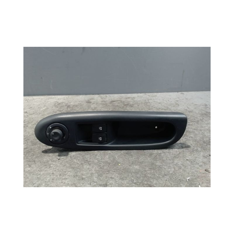 COMMANDE LEVE-GLACE PORTE AVG RENAULT CLIO