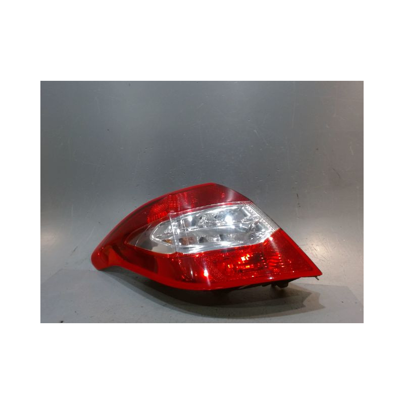 FEU ARRIERE GAUCHE  CITROEN C4