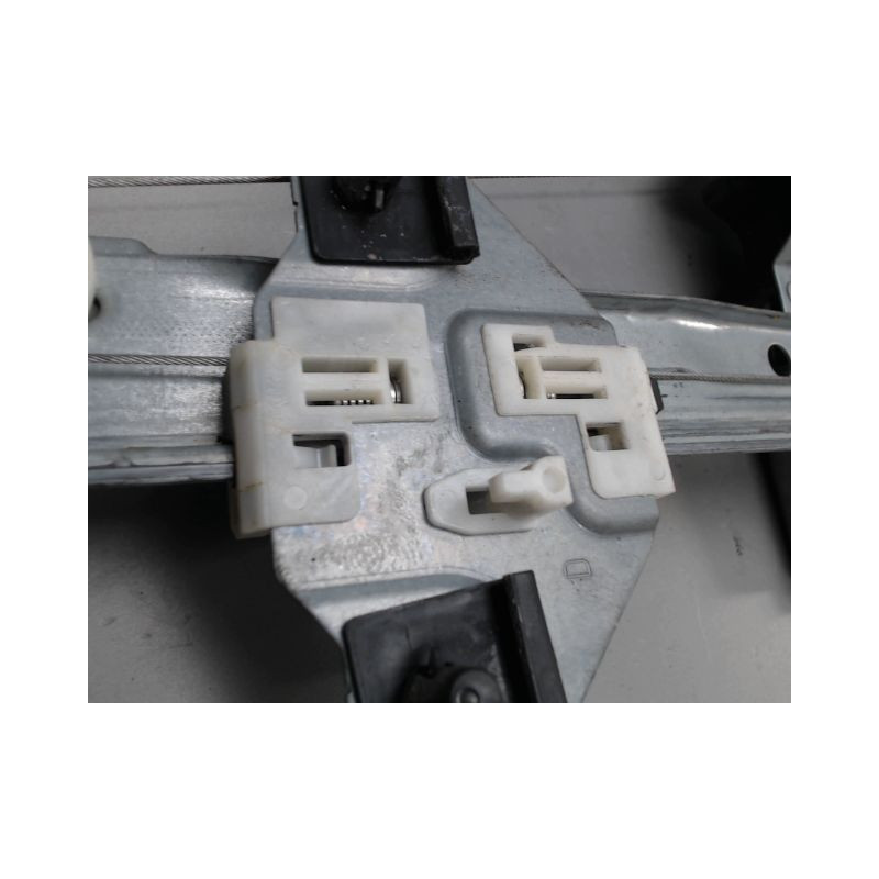 MECANISME LEVE-GLACE ARRIERE DROIT DACIA LODGY