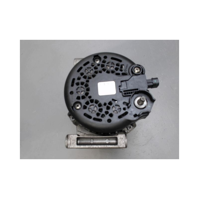ALTERNATEUR OPEL CORSA