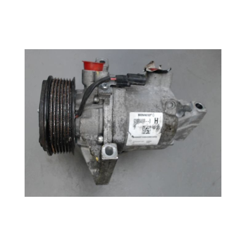 COMPRESSEUR AIR CONDITIONNE DACIA SANDERO