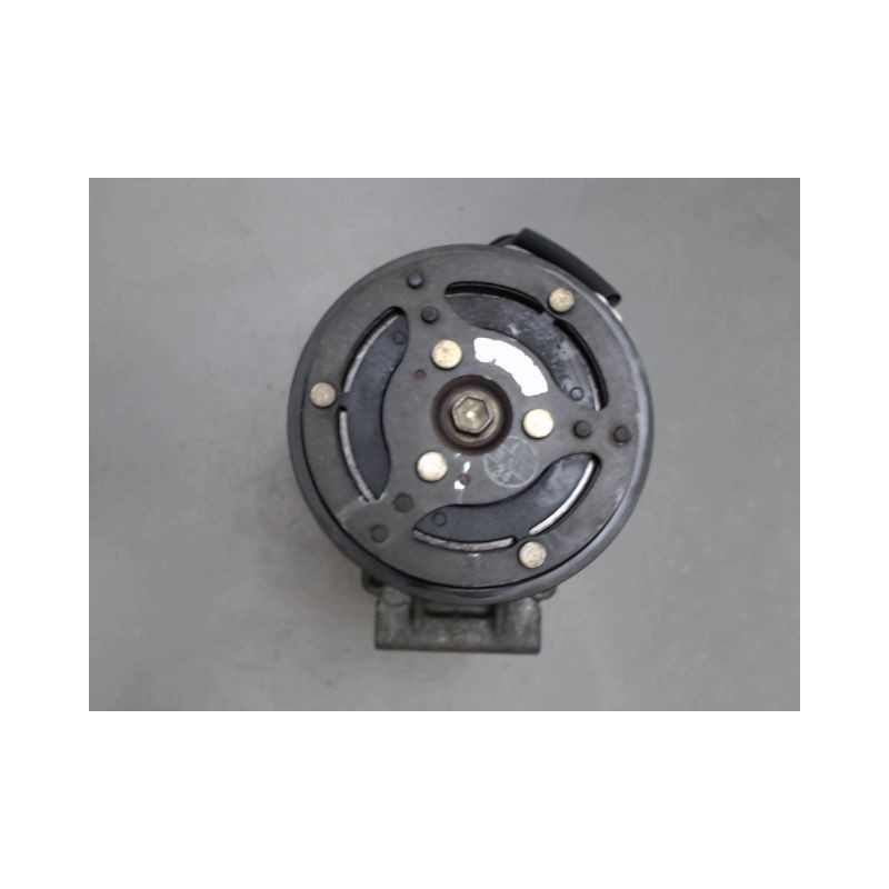 COMPRESSEUR AIR CONDITIONNE TOYOTA COROLLA