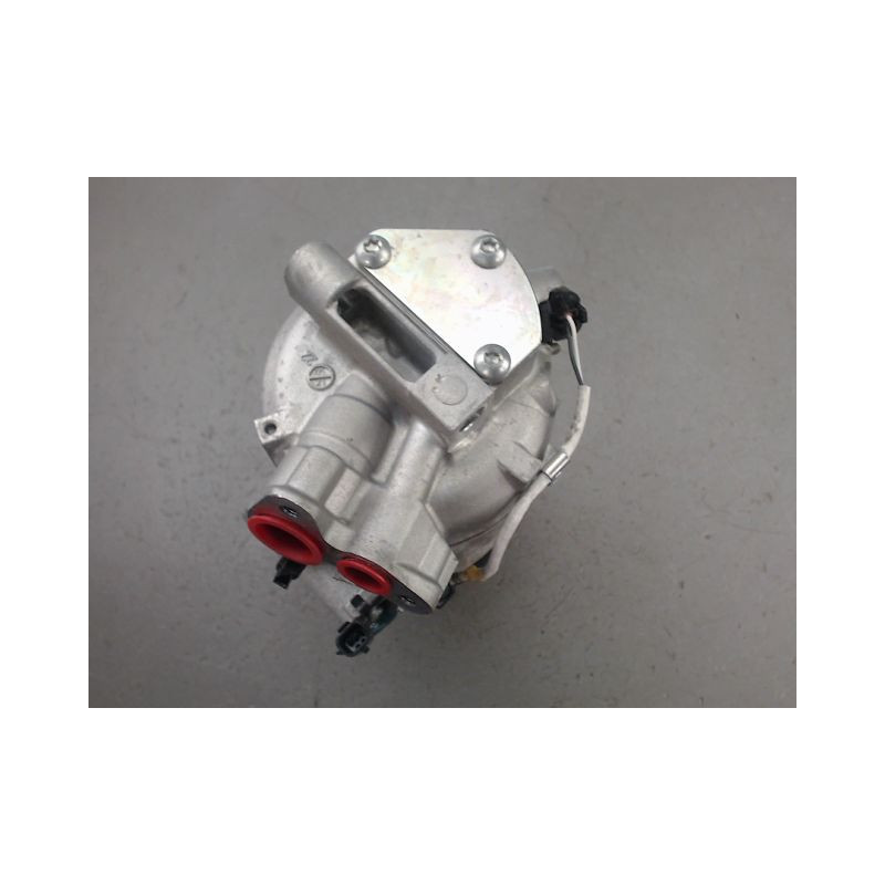 COMPRESSEUR AIR CONDITIONNE RENAULT CLIO