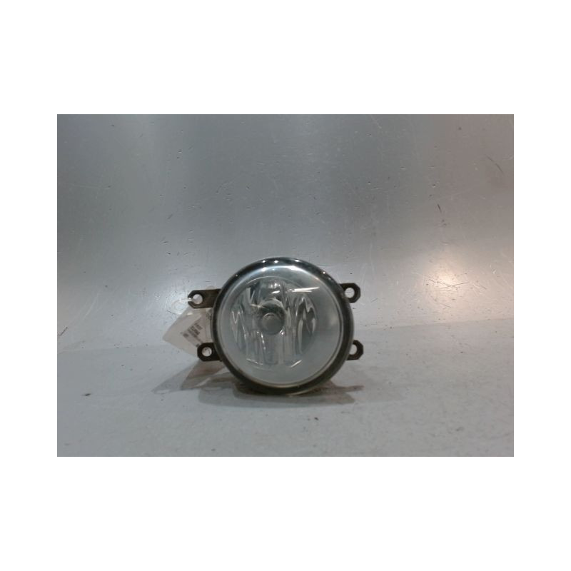 PHARE ANTIBROUILLARD AVANT GAUCHE TOYOTA YARIS