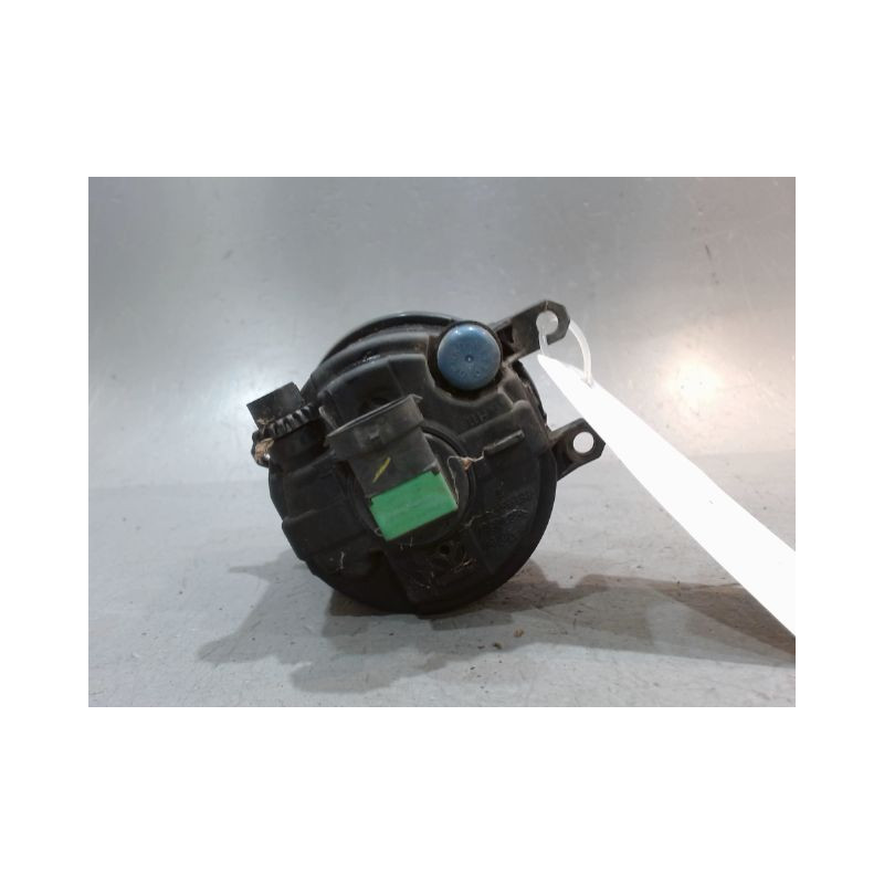 PHARE ANTIBROUILLARD AVANT GAUCHE TOYOTA YARIS
