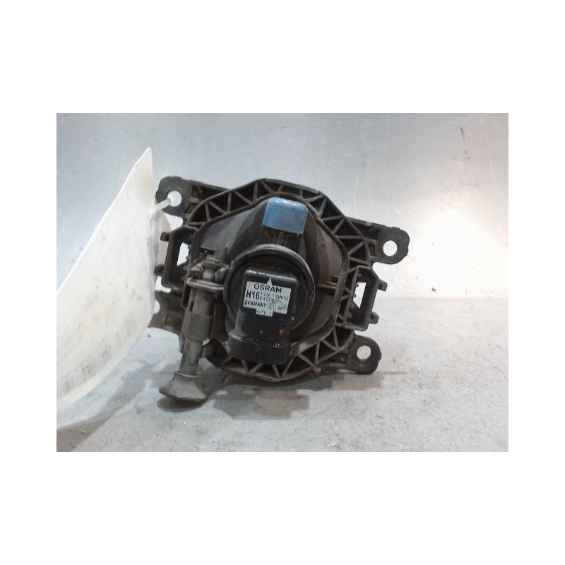 PHARE ANTIBROUILLARD AVANT GAUCHE DACIA DUSTER