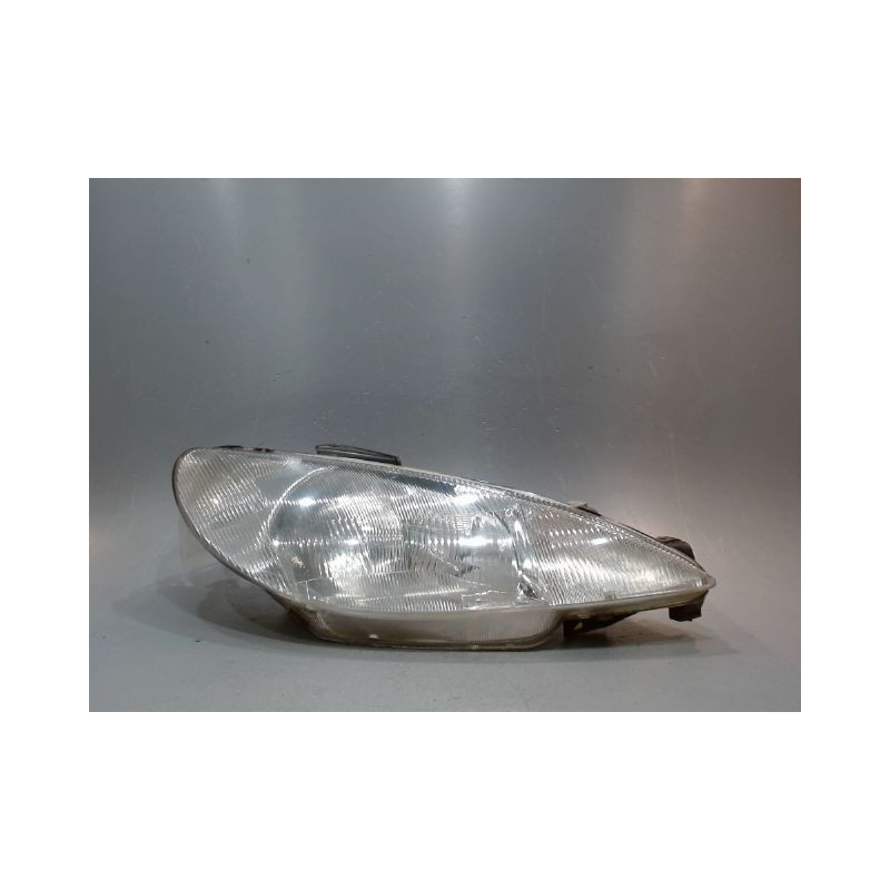 PHARE DROIT PEUGEOT 206