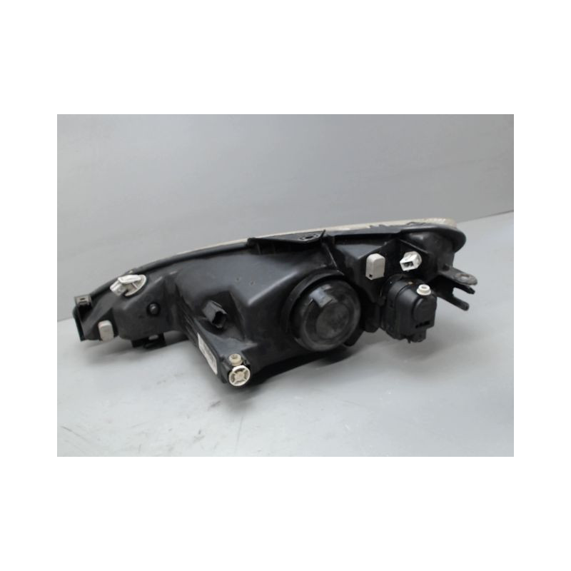 PHARE DROIT PEUGEOT 206