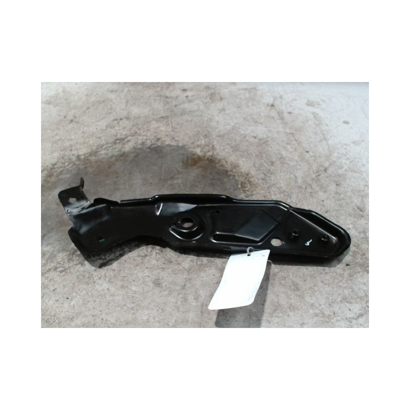 TOLE PORTE PHARE GAUCHE SEAT LEON 2009-