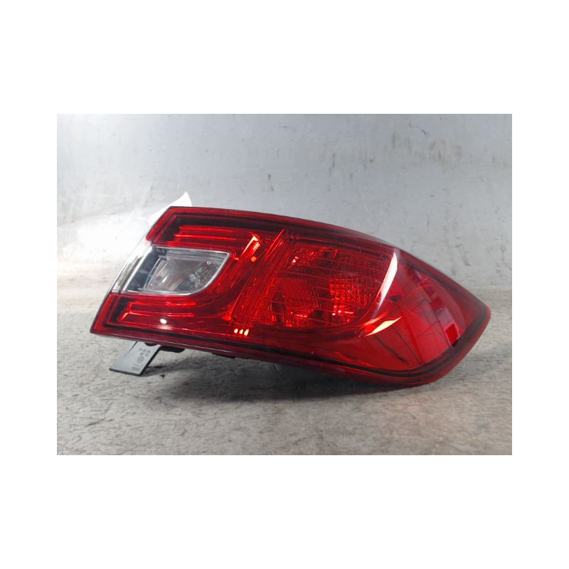 FEU ARRIERE DROIT RENAULT CLIO IV