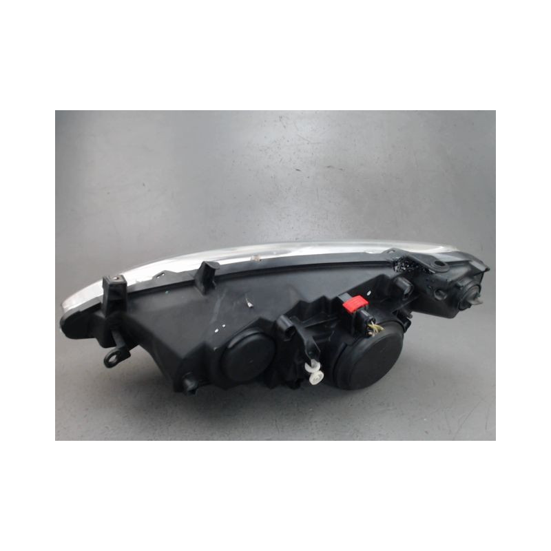 PHARE DROIT PEUGEOT 307