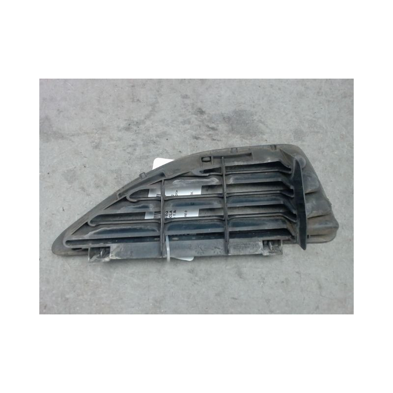 GRILLE CALANDRE DROIT RENAULT MEGANE  I CLASSIC PH2 99-02