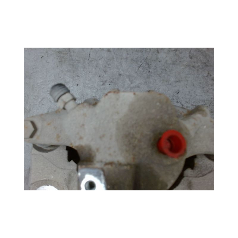 ETRIER DE FREIN AVANT DROIT AUDI A4 2004-