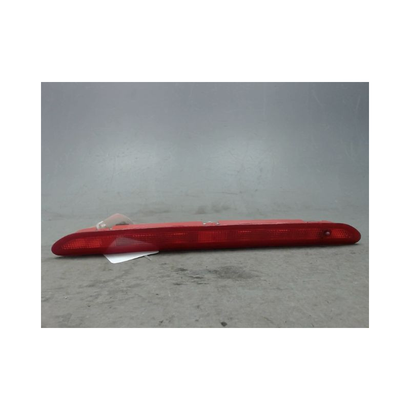 FEUX STOP SUPPLEMENTAIRE VOLKSWAGEN POLO 2009-